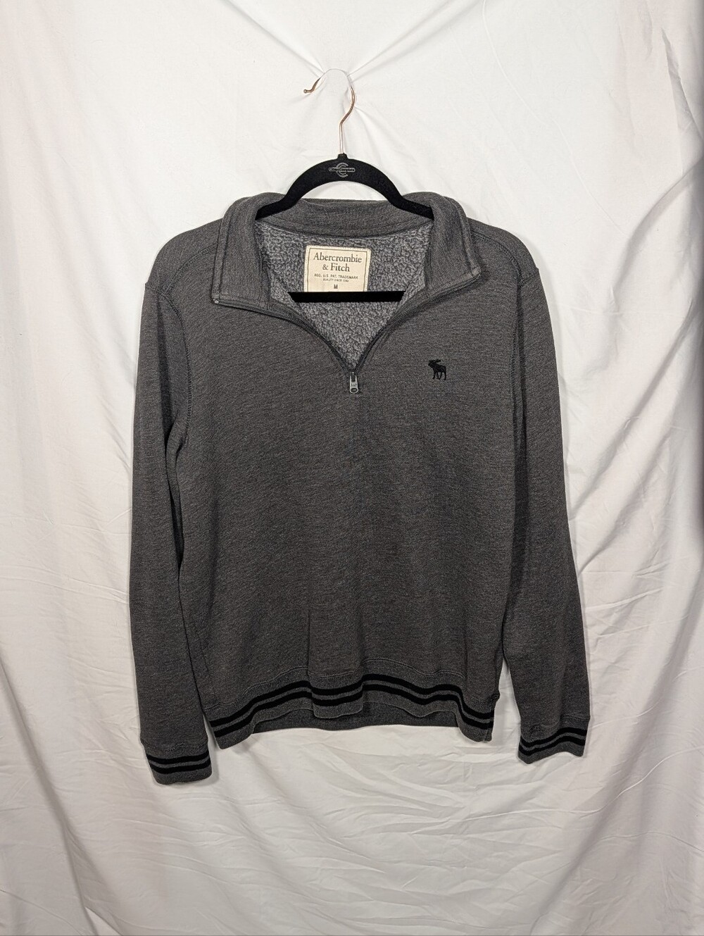 Vintage Abercrombie & Fitch Men's Charcoal Zip-Neck Pullover